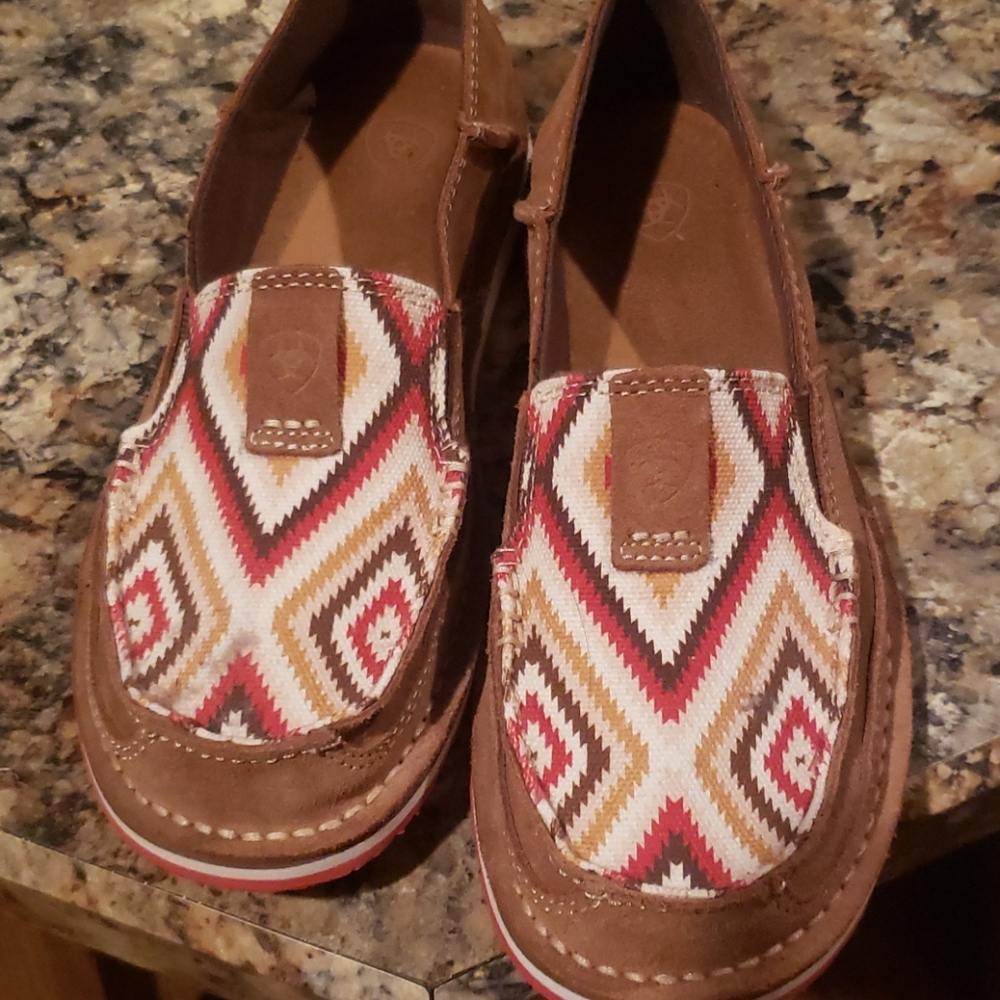 Ariat moccasins brand new !